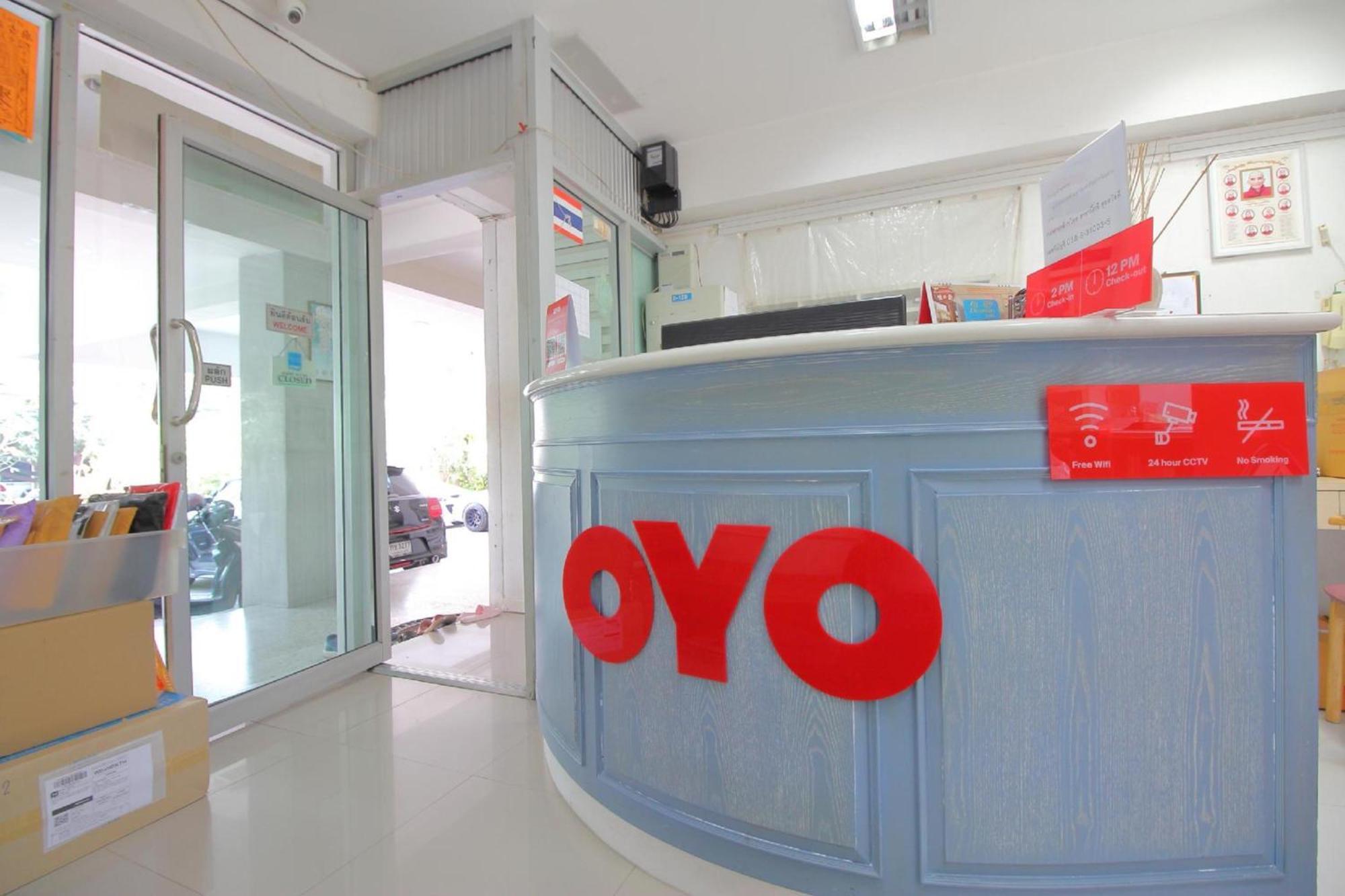 Oyo 498 ラダワン ヴィラ バンコク都 エクステリア 写真